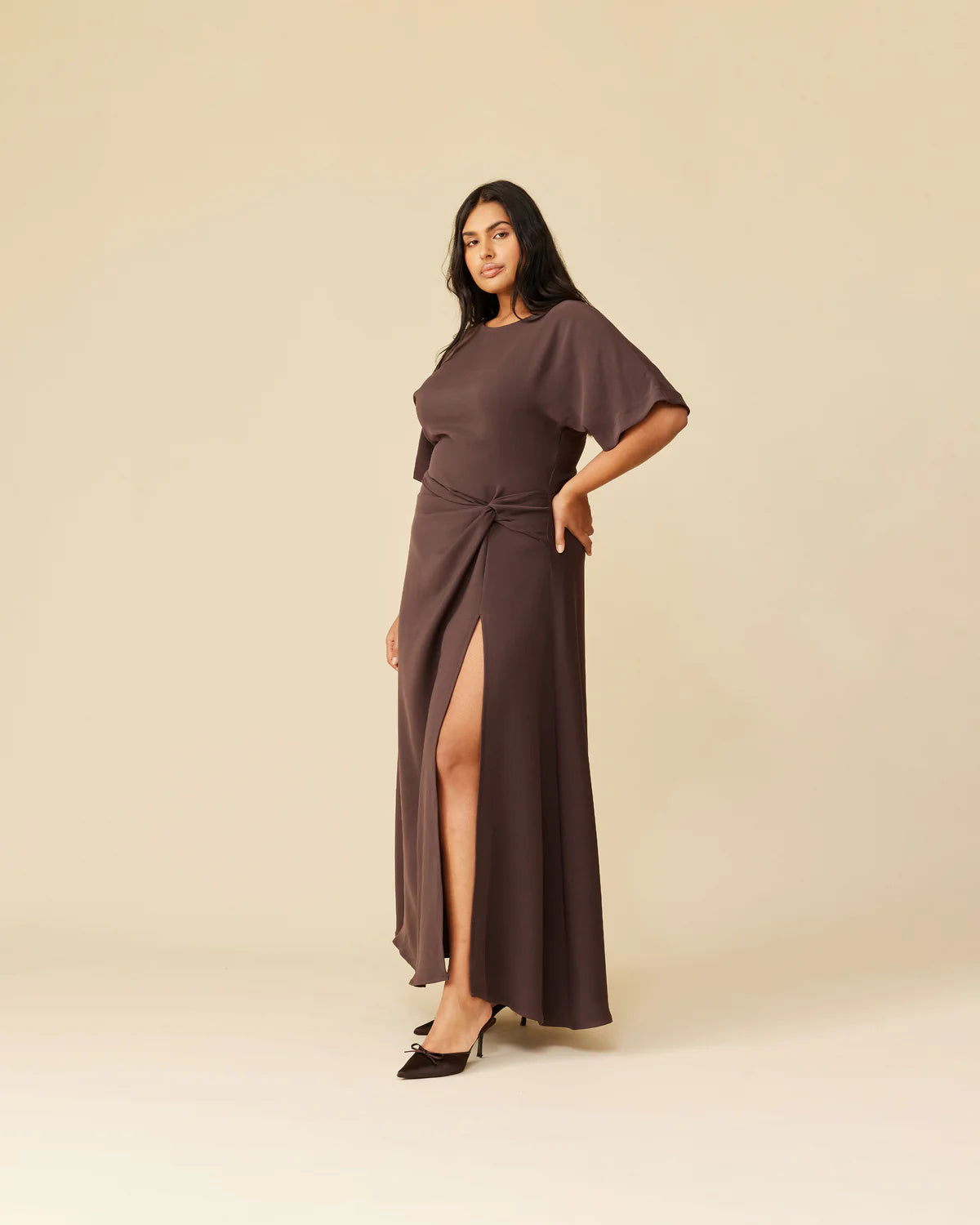Madrid sleeved gown java