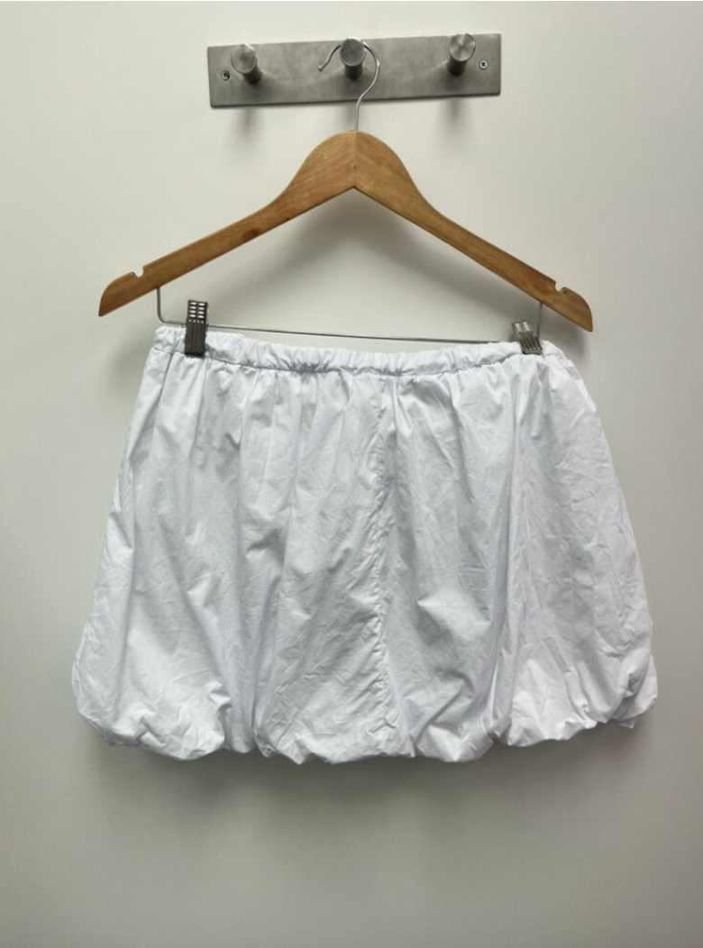 SALE - White mini bubble skirt (L)