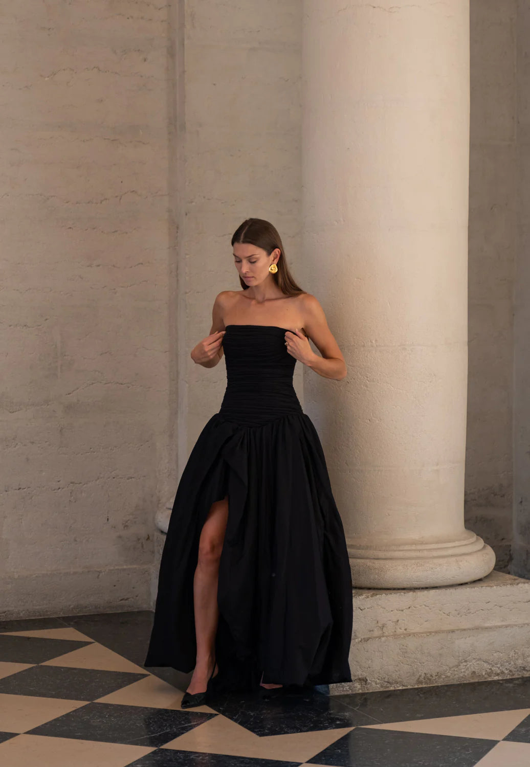 Violette bubble hem maxi dress black