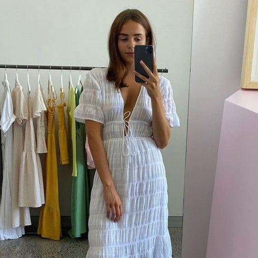 Mirella V-neck dress in white