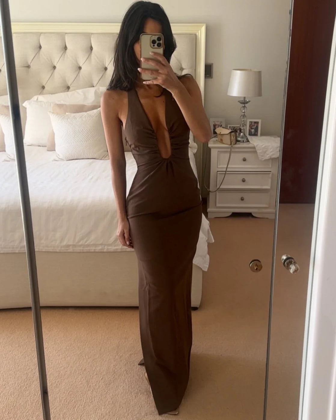 The Alusia dress chocolate