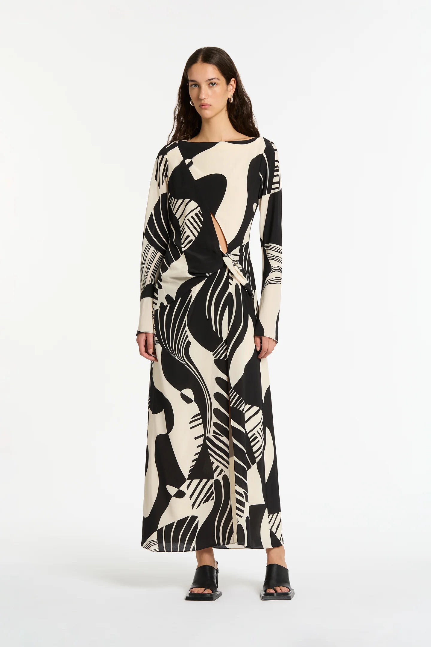 Realisme twist maxi dress