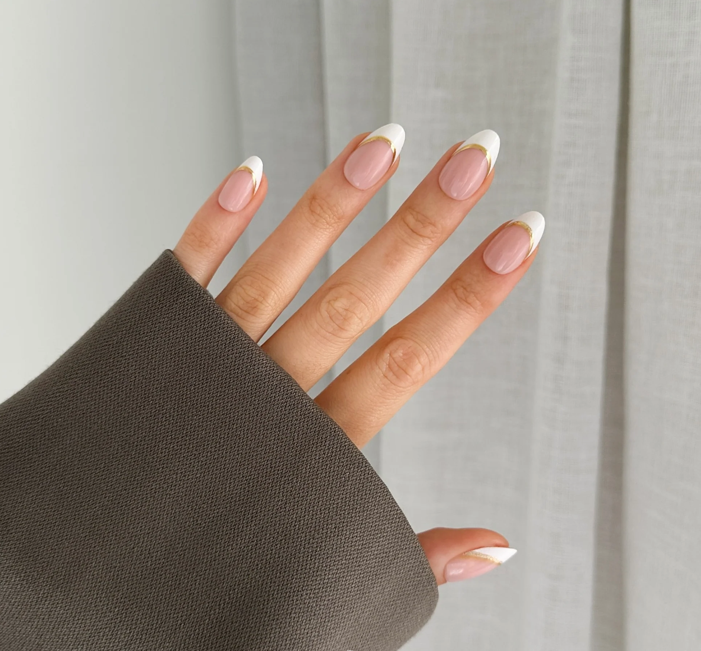 Goldie white tip (gel)
