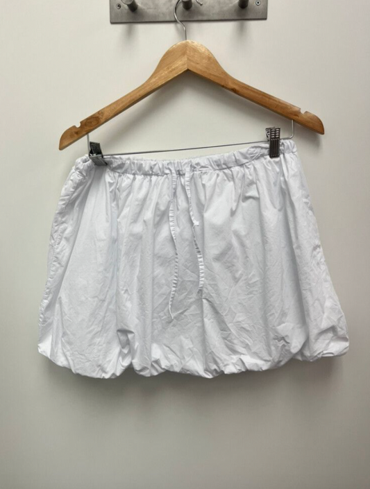 SALE - White mini bubble skirt (L)