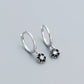 Mini rhinestone flower earrings - silver