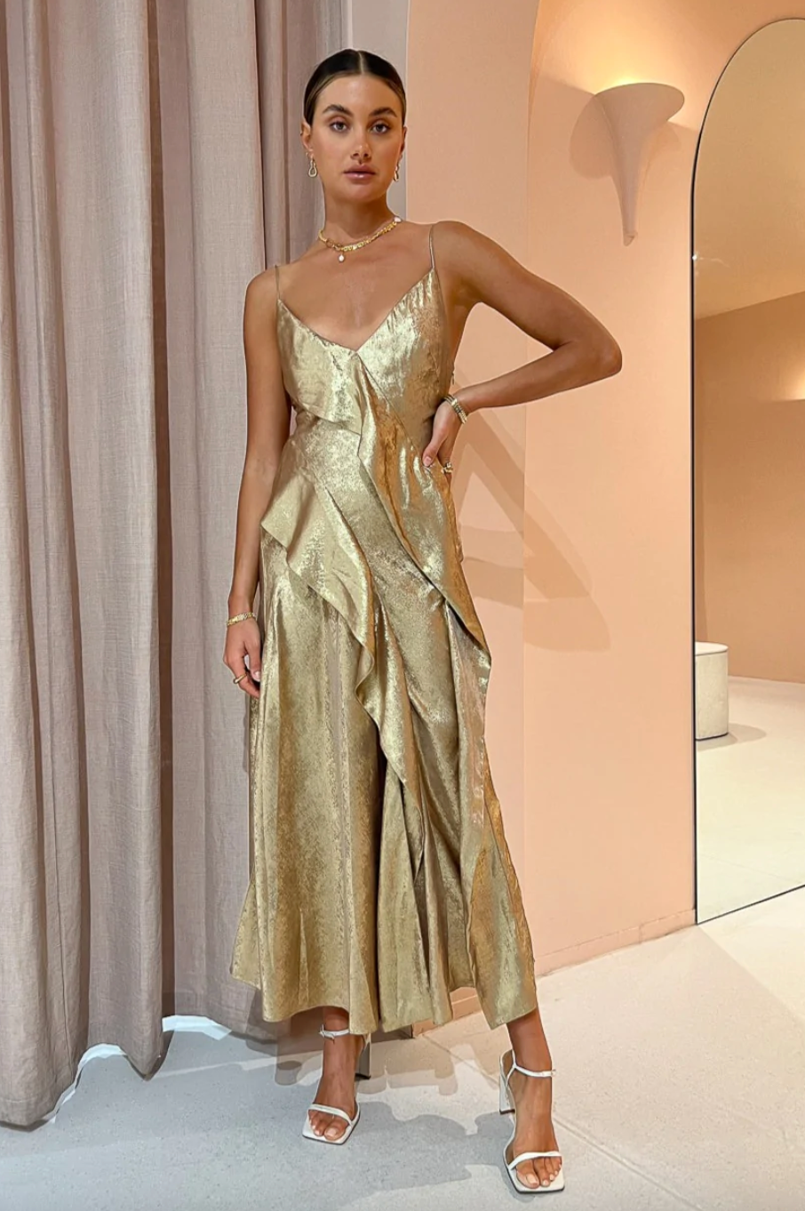 Queensbridge dress in gold